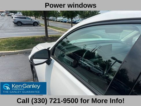 Used 2025 Honda HR-V EX-L image 24