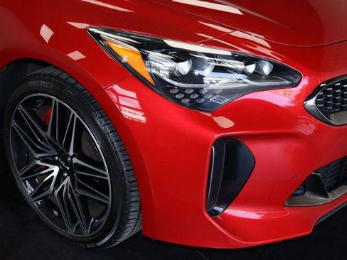Used 2022 Kia Stinger GT2 AWD/4WD image 13