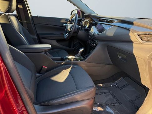 Used 2022 Buick Encore GX Select w/ Sport Touring Package image 15