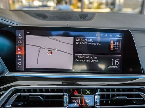 Used 2021 BMW X6 xDrive40i w/ M Sport Package image 21