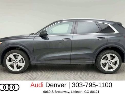 Used 2025 Audi Q5 Premium w/ Premium Plus AWD/4WD image 5