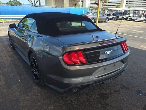 Used 2021 Ford Mustang Premium RWD image 4