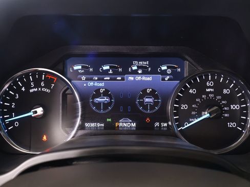 Used 2021 Ford Expedition Max Limited image 4