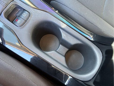 Used 2022 Toyota Corolla LE image 25