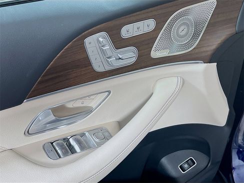 New 2026 Mercedes-Benz GLS 450 4MATIC image 21