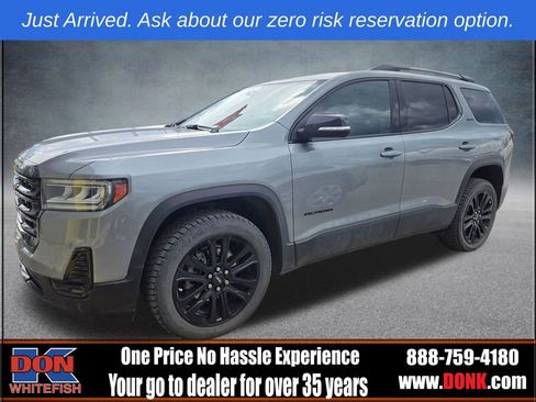 Used 2023 GMC Acadia SLE w/ Driver Convenience Package FWD image 3