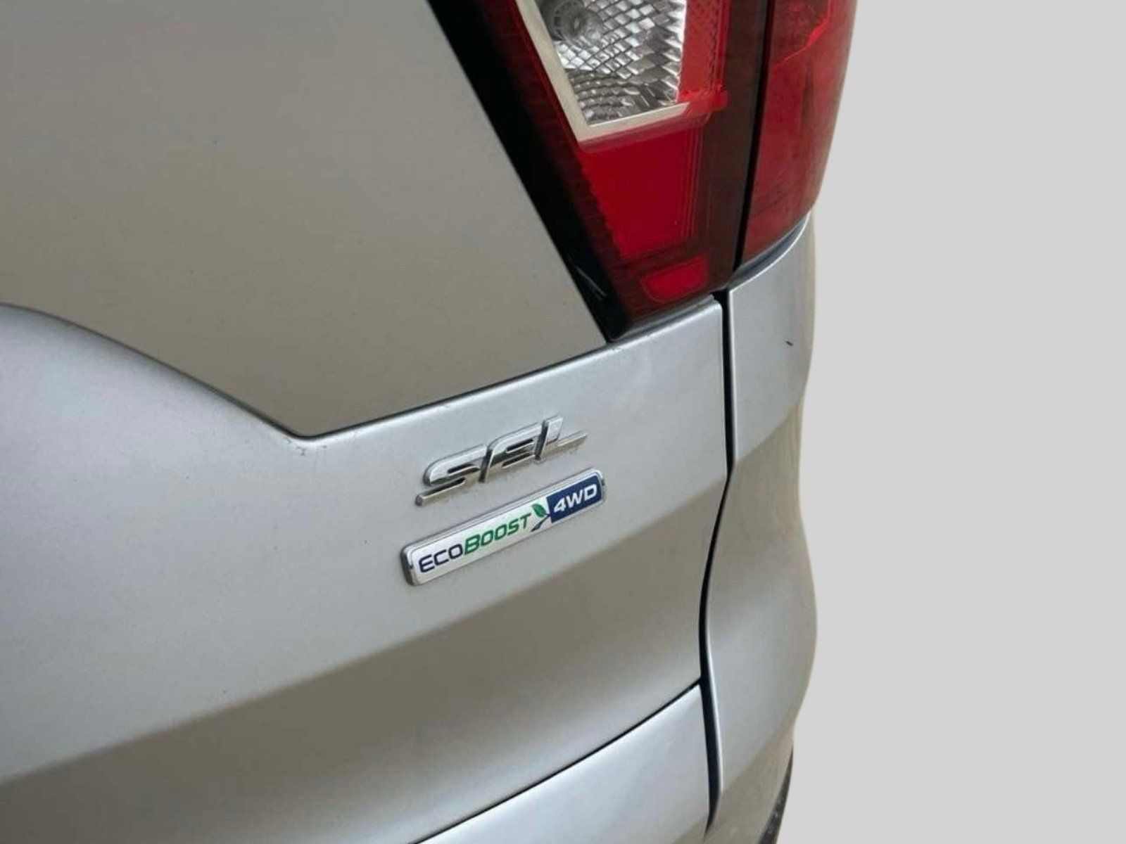 Used 2019 Ford Escape SEL AWD/4WD image 5