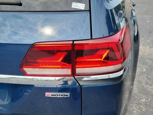 Used 2022 Volkswagen Atlas SEL AWD/4WD image 7