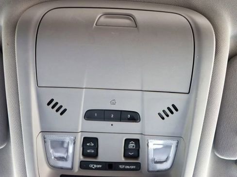 Used 2018 GMC Terrain SLT w/ Preferred Package image 42