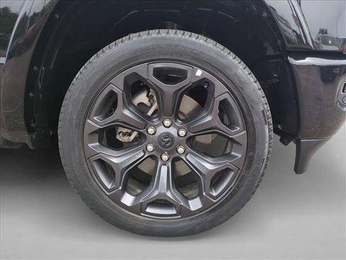 Used 2023 RAM 1500 Limited AWD/4WD image 21