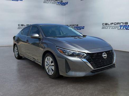 Used 2024 Nissan Sentra S FWD image 3