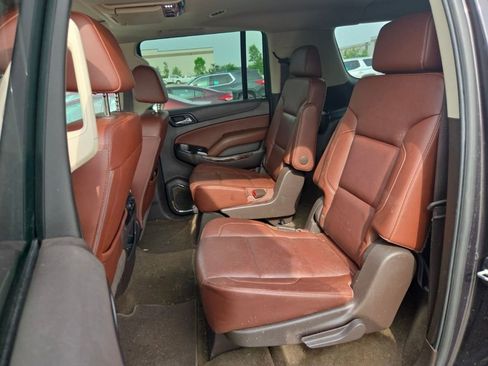 Used 2017 Chevrolet Suburban Premier AWD/4WD image 16