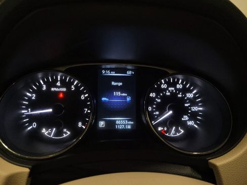 Used 2015 Nissan Rogue SL AWD/4WD image 23