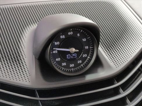 Certified 2021 Porsche Taycan 4S image 26