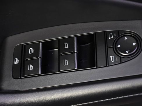 Used 2023 MAZDA CX-30 AWD 2.5 S w/ Select Package image 23