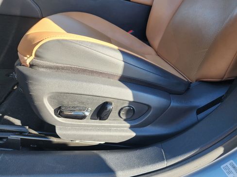 Used 2022 Lexus ES 350 w/ Premium Package image 23