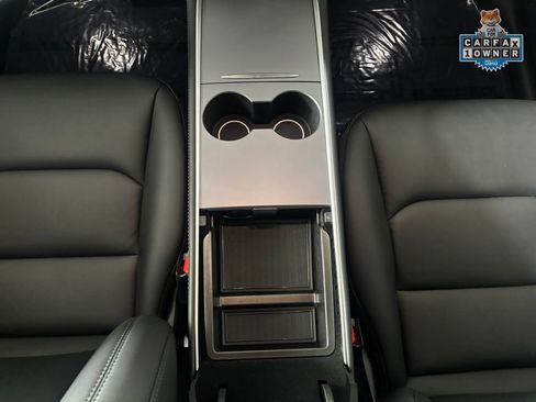 Used 2024 Tesla Model Y Long Range AWD/4WD image 26