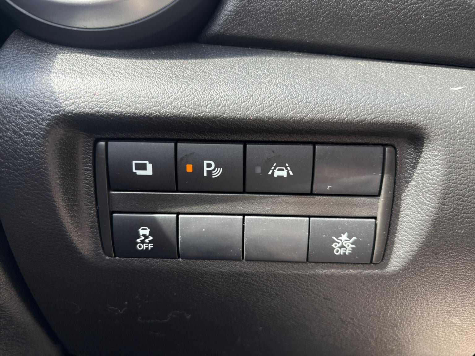 Used 2025 Nissan Versa S FWD image 23