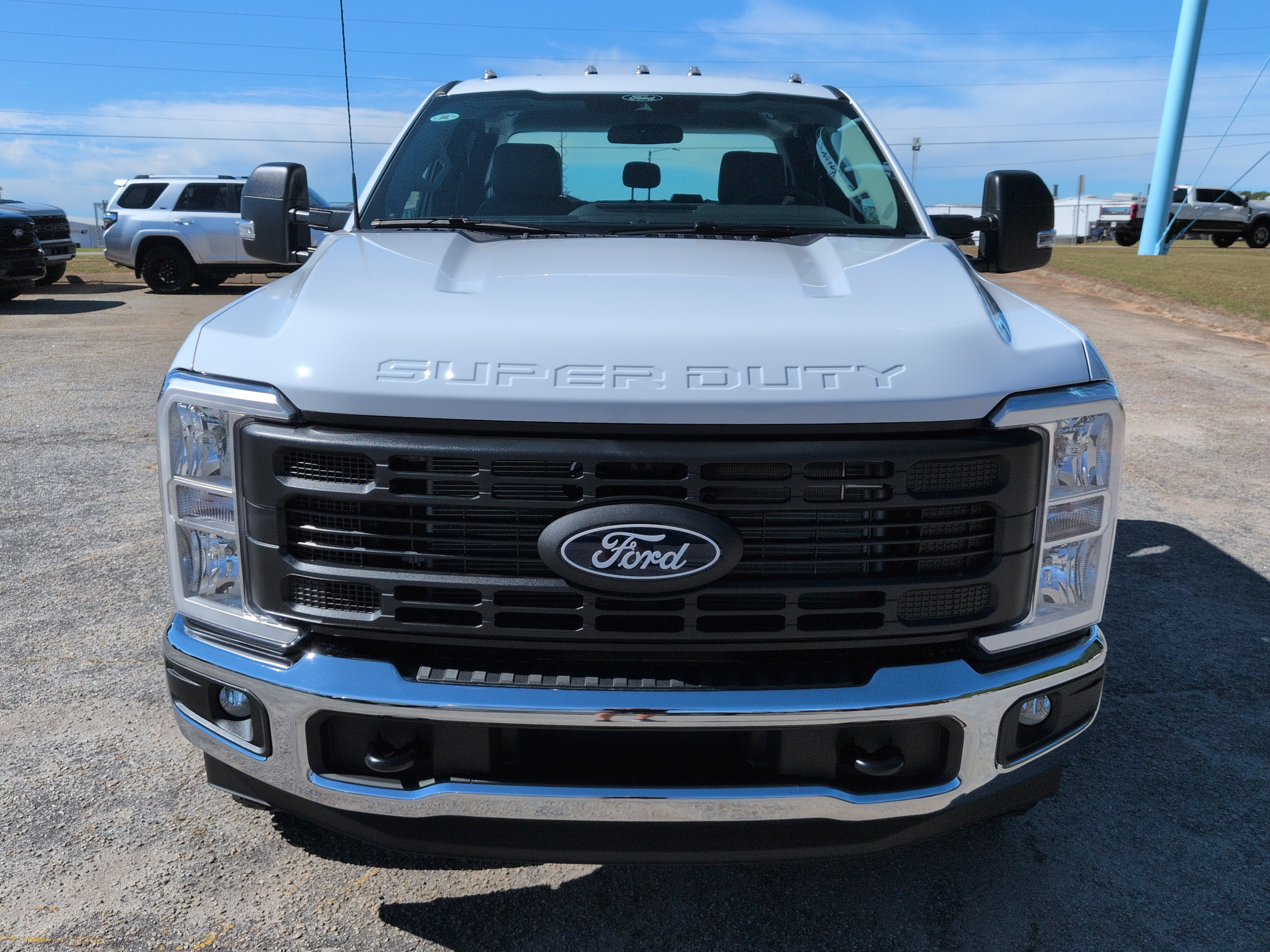 New 2027 Ford F250 XL w/ XL Off-Road 33" Tire Package AWD/4WD image 7