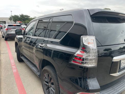 Used 2021 Lexus GX 460 Premium w/ Premium Package AWD/4WD image 4