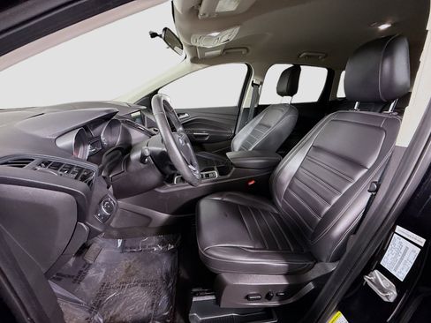 Used 2019 Ford Escape SEL image 22