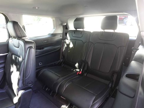 Used 2021 Jeep Grand Cherokee L Limited image 29