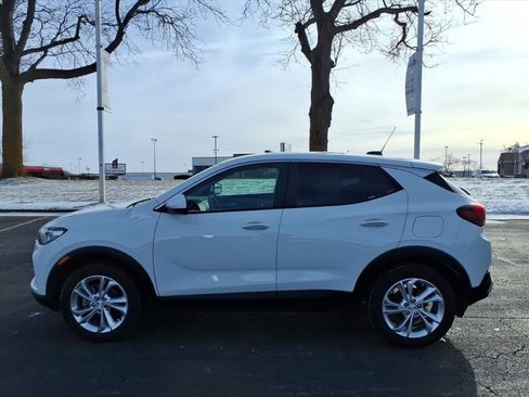 Certified 2021 Buick Encore GX Preferred w/ LPO, Trailering Package image 4