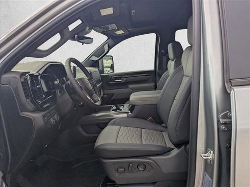 New 2026 Chevrolet Silverado 2500 ZR2 AWD/4WD image 4