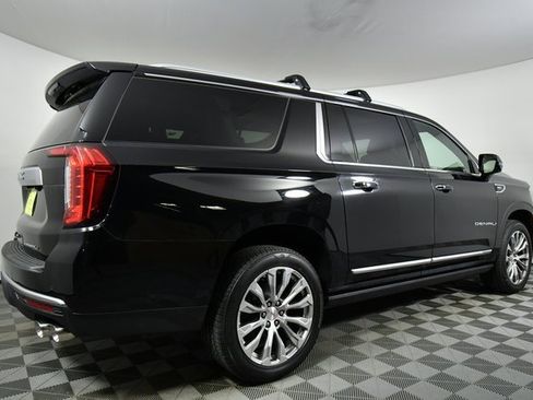 Used 2021 GMC Yukon XL Denali image 10