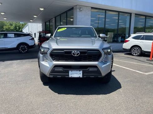 Used 2024 Toyota Tacoma TRD Off-Road w/ TRD Off Road Upgrade Package AWD/4WD image 2