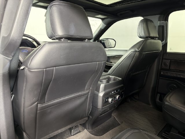 Used 2021 Ford Expedition Max Limited RWD image 23