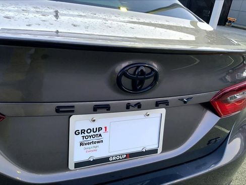 Used 2023 Toyota Camry SE w/ Convenience Package image 30