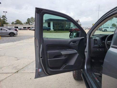 Used 2021 Chevrolet Colorado ZR2 image 12