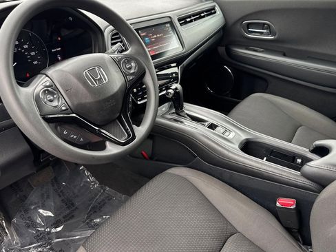 Used 2022 Honda HR-V EX image 4