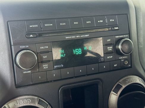 Used 2013 Jeep Wrangler Sport image 21