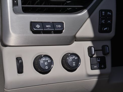 Used 2019 GMC Yukon Denali w/ Open Road Package image 6