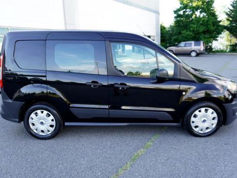 Used 2016 Ford Transit Connect XL image 9