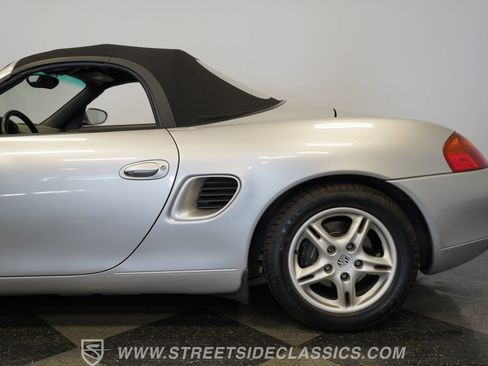 Used 1998 Porsche Boxster RWD image 25