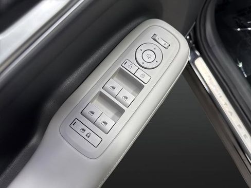 Used 2025 Hyundai Santa Fe Calligraphy image 31