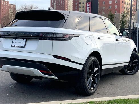 Certified 2026 Land Rover Range Rover Velar Dynamic SE AWD/4WD image 12