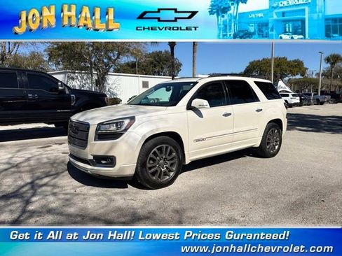 Used 2013 GMC Acadia Denali image 2