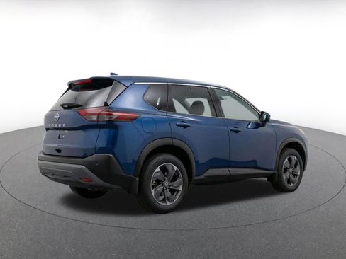 Used 2025 Nissan Rogue SV FWD image 9