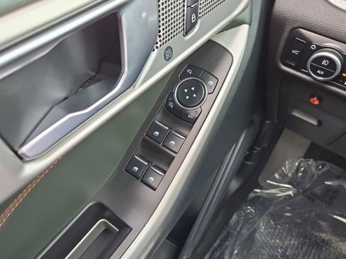 Used 2024 Ford Explorer Timberline w/ Timberline Technology Package image 10