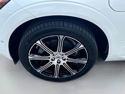 Used 2019 Volvo XC60 T8 Inscription w/ Advanced Package image 36