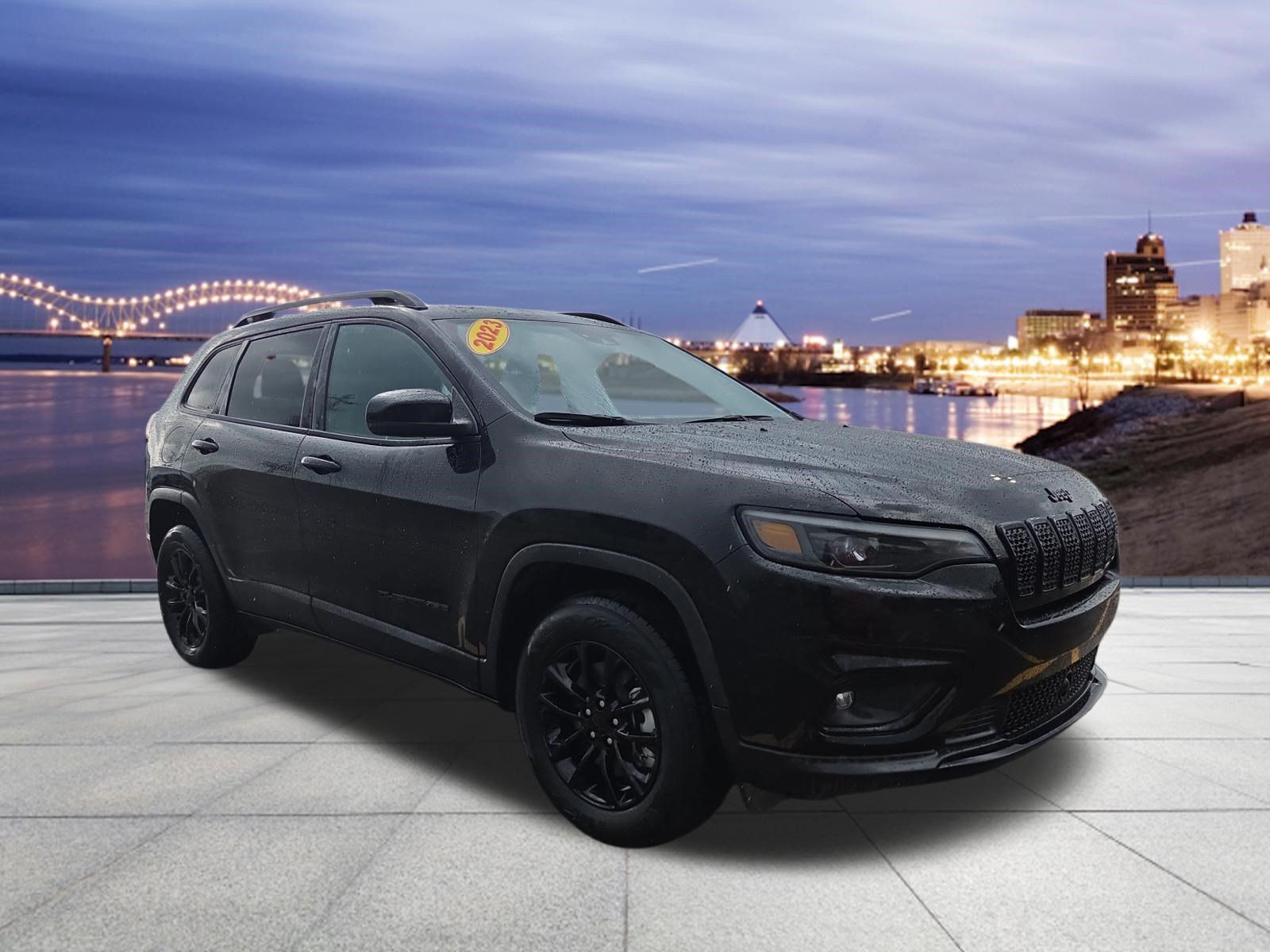 Used 2023 Jeep Cherokee Altitude Lux AWD/4WD image 4