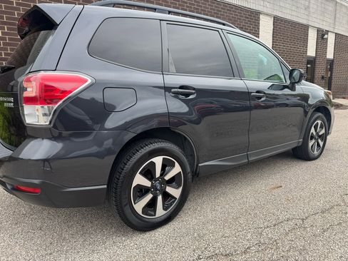 Used 2017 Subaru Forester 2.5i Premium w/ All-Weather Package image 34