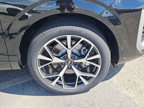 New 2026 Audi Q3 quattro 2.0T AWD/4WD image 4