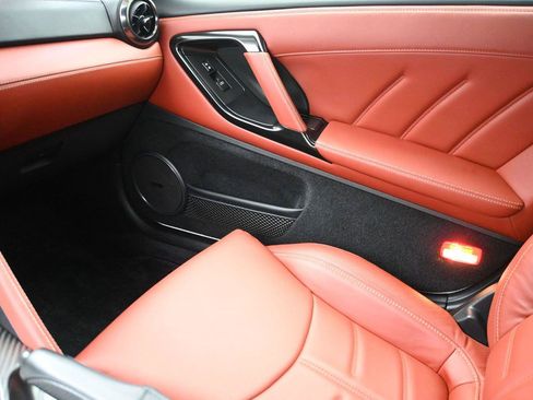 Certified 2024 Nissan GT-R Premium w/ Premium Interior Package AWD/4WD image 6