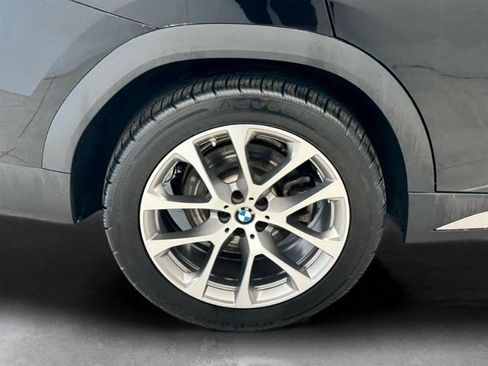 Used 2022 BMW X6 xDrive40i w/ Premium Package AWD/4WD image 39