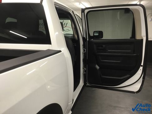 Used 2014 RAM 1500 Express image 35